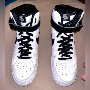 Nike Men's Air Force 1 High '07 Shoes White Black CT2303-100 (Size 9)